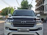 Toyota Land Cruiser 2016 года за 32 000 000 тг. в Астана