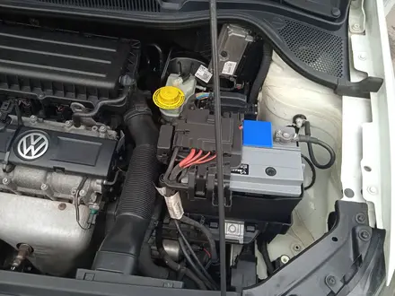Volkswagen Polo 2015 года за 4 900 000 тг. в Алматы – фото 15