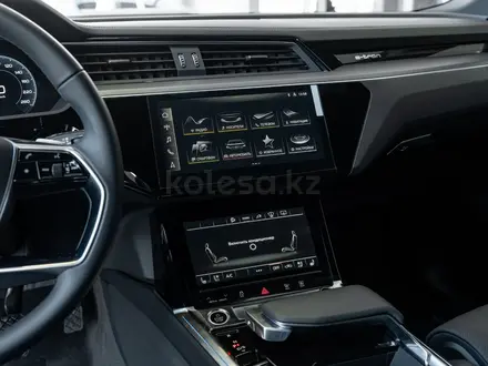 Audi e-tron 2022 года за 45 000 000 тг. в Алматы – фото 15