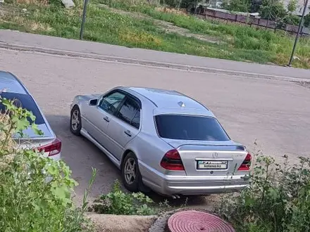 Mercedes-Benz C 280 1994 года за 1 700 000 тг. в Алматы – фото 3