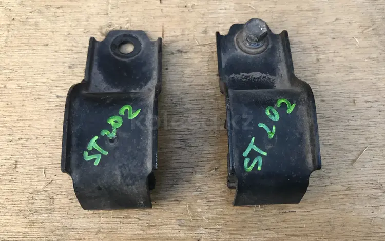 Крепление (кронштейн) радиатора Toyota за 5 000 тг. в Алматы