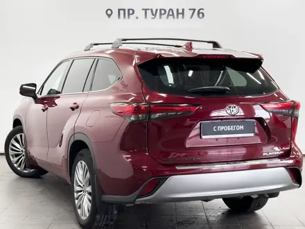 Toyota Highlander 2022 года за 23 100 000 тг. в Астана – фото 2