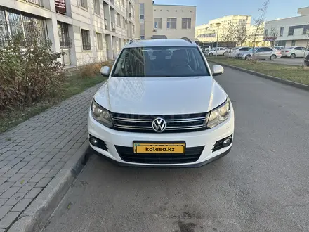 Volkswagen Tiguan 2015 года за 7 900 000 тг. в Алматы – фото 3