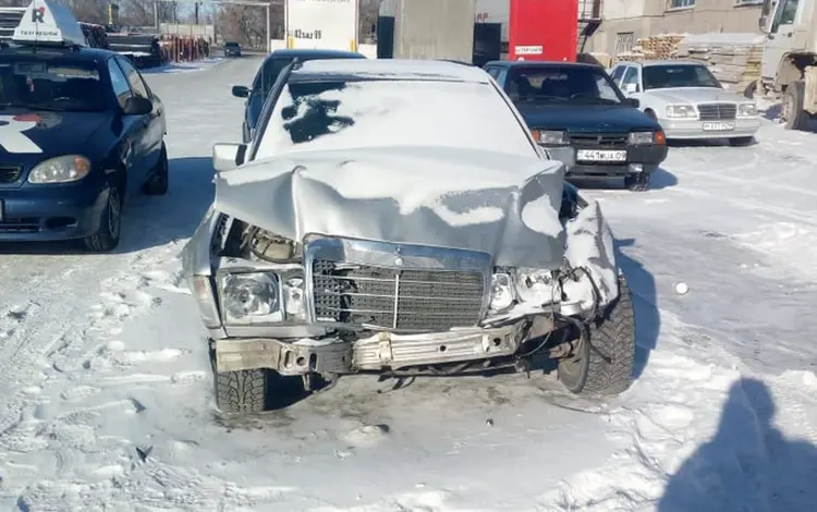 Mercedes-Benz E 220 1993 годаfor10 000 тг. в Караганда