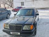Mercedes-Benz E 220 1993 года за 2 000 000 тг. в Жезказган