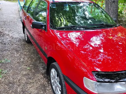 Volkswagen Passat 1996 года за 2 500 000 тг. в Караганда – фото 2