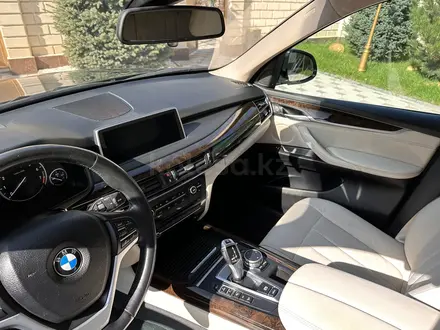 BMW X5 2015 года за 17 000 000 тг. в Алматы – фото 7