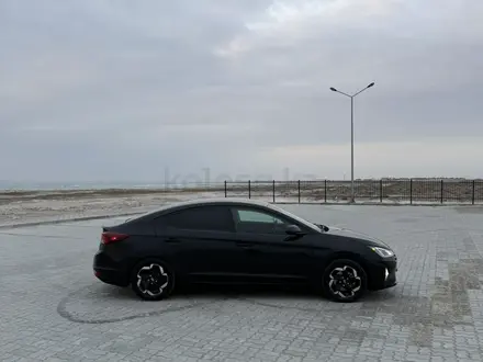 Hyundai Elantra 2019 года за 4 500 000 тг. в Актау – фото 13