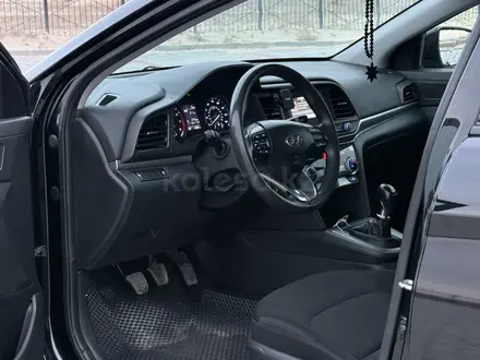 Hyundai Elantra 2019 года за 4 500 000 тг. в Актау – фото 16