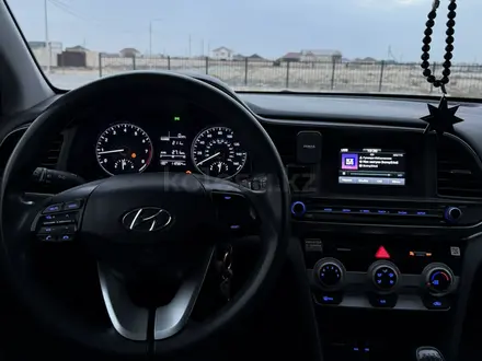 Hyundai Elantra 2019 года за 4 500 000 тг. в Актау – фото 20