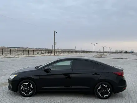 Hyundai Elantra 2019 года за 4 500 000 тг. в Актау – фото 8