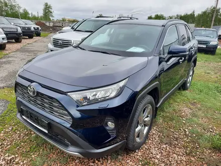 Toyota RAV4 2020 года за 14 900 000 тг. в Петропавловск – фото 2