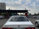 Toyota Camry 1999 годаүшін3 200 000 тг. в Тараз – фото 2