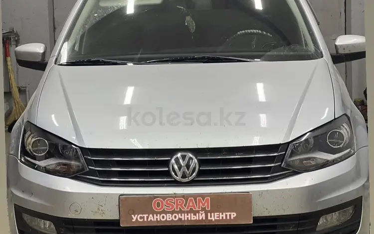 Volkswagen Polo 2015 года за 6 100 000 тг. в Уральск
