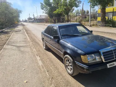 Mercedes-Benz E 250 1989 года за 1 100 000 тг. в Жезказган – фото 2