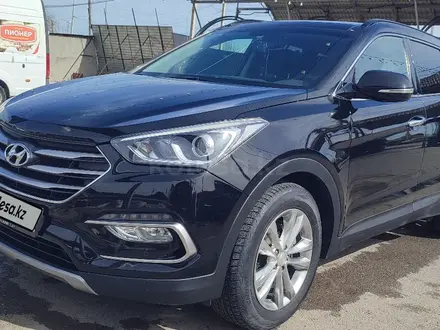 Hyundai Santa Fe 2018 года за 8 000 000 тг. в Шымкент – фото 3