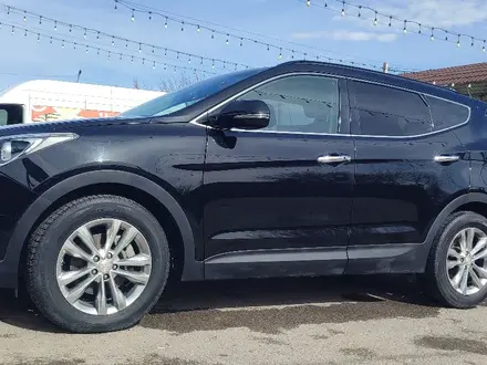 Hyundai Santa Fe 2018 года за 8 000 000 тг. в Шымкент – фото 5