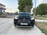 Toyota RAV4 2019 года за 15 500 000 тг. в Уральск