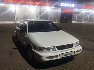 Volkswagen Passat, 1996