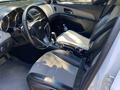 Chevrolet Cruze 2013 года за 3 900 000 тг. в Атырау – фото 8