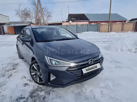 Hyundai Elantra 2019 года за 7 900 000 тг. в Астана