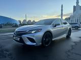 Toyota Camry 2021 годаfor11 700 000 тг. в Астана