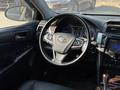 Toyota Camry 2014 года за 11 200 000 тг. в Алматы – фото 18