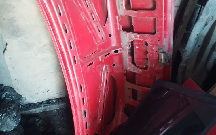Крышка багажника,двери за 20 000 тг. в Караганда