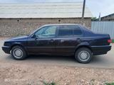 Volkswagen Vento 1992 года за 1 100 000 тг. в Тараз – фото 4