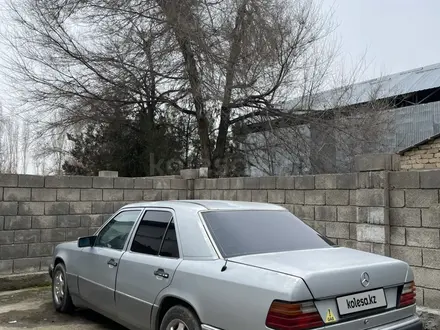 Mercedes-Benz E 200 1990 года за 1 100 000 тг. в Тараз