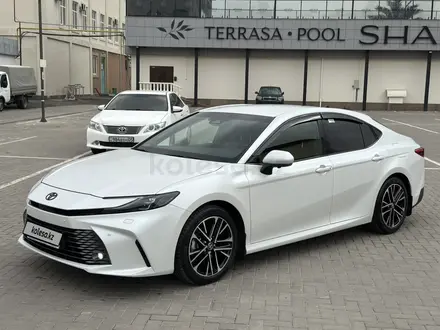 Toyota Camry 2025 года за 25 500 000 тг. в Алматы – фото 2