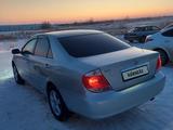 Toyota Camry 2005 годаүшін6 500 000 тг. в Семей – фото 2