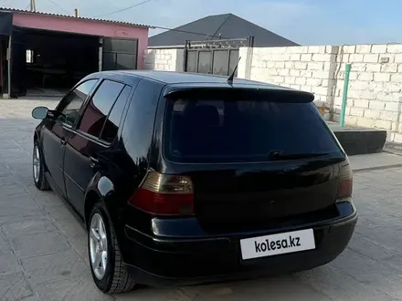 Volkswagen Golf 2000 годаүшін1 800 000 тг. в Жанаозен