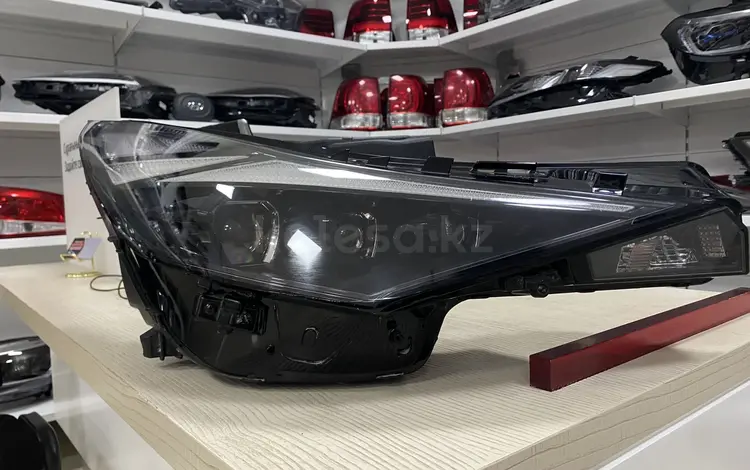 Фара правая Hyundai Elantra CN7 за 300 000 тг. в Костанай