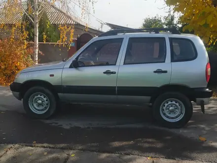 Chevrolet Niva 2005 года за 2 300 000 тг. в Тараз – фото 9