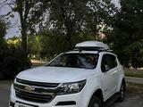Chevrolet TrailBlazer 2021 года за 16 200 000 тг. в Тараз – фото 2