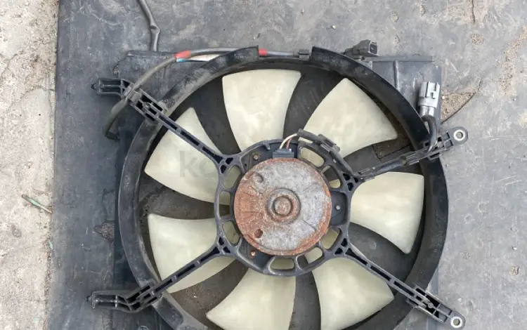 Диффузор с вентилятором в сборе Тойота Камри 3.0 литра за 10 000 тг. в Караганда