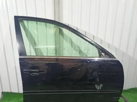 Дверь передняя правая на Toyota Camry XV30 за 50 000 тг. в Семей – фото 2