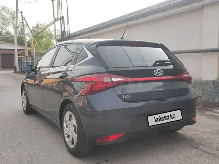 Hyundai i20 2023 года за 5 600 000 тг. в Алматы – фото 3