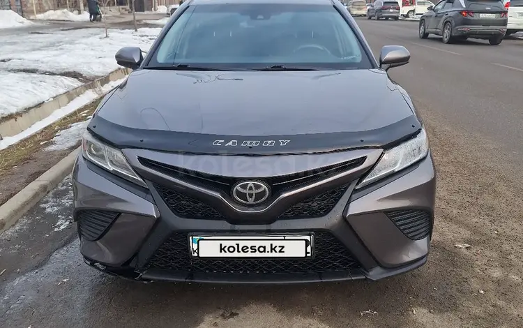 Toyota Camry 2020 года за 14 900 000 тг. в Алматы