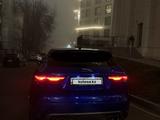 Jaguar F-Pace 2020 года за 53 250 000 тг. в Астана – фото 2