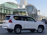 Toyota Land Cruiser Prado 2011 года за 11 900 000 тг. в Караганда – фото 2