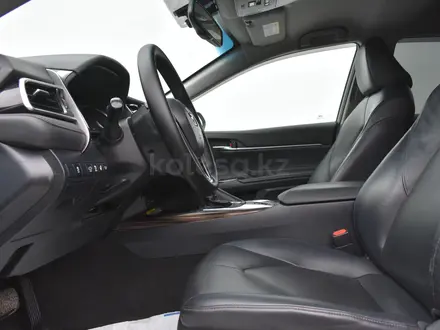 Toyota Camry Prestige 2019 года за 10 449 990 тг. в Атырау – фото 15