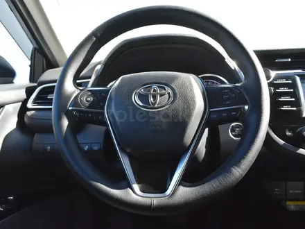 Toyota Camry Prestige 2019 года за 10 449 990 тг. в Атырау – фото 16