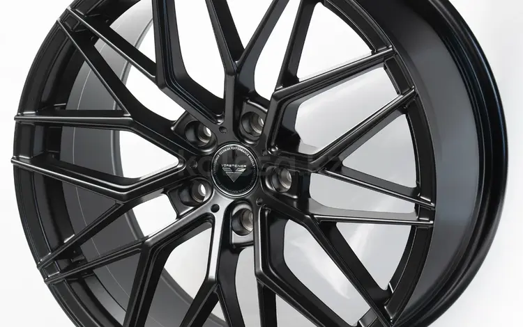 Vorstainer FF107 R19 8, 5J 5x108 ET35 ЦО 73, 1 Черный за 320 000 тг. в Алматы