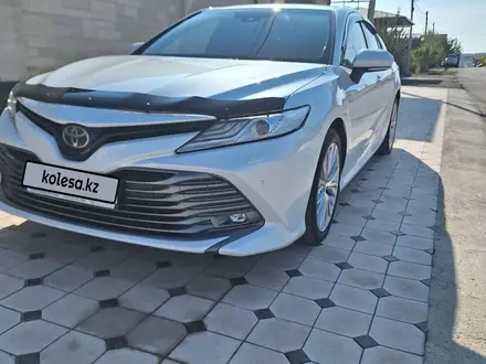 Toyota Camry 2019 года за 12 700 000 тг. в Шымкент