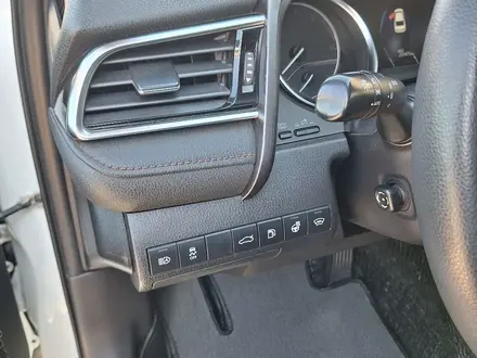 Toyota Camry 2019 года за 12 700 000 тг. в Шымкент – фото 8