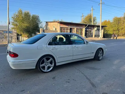 Mercedes-Benz E 55 AMG 2001 года за 5 000 000 тг. в Шымкент – фото 5