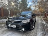 Toyota Camry 2016 года за 9 500 000 тг. в Актобе