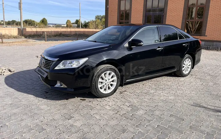 Toyota Camry 2012 годаfor9 500 000 тг. в Актобе